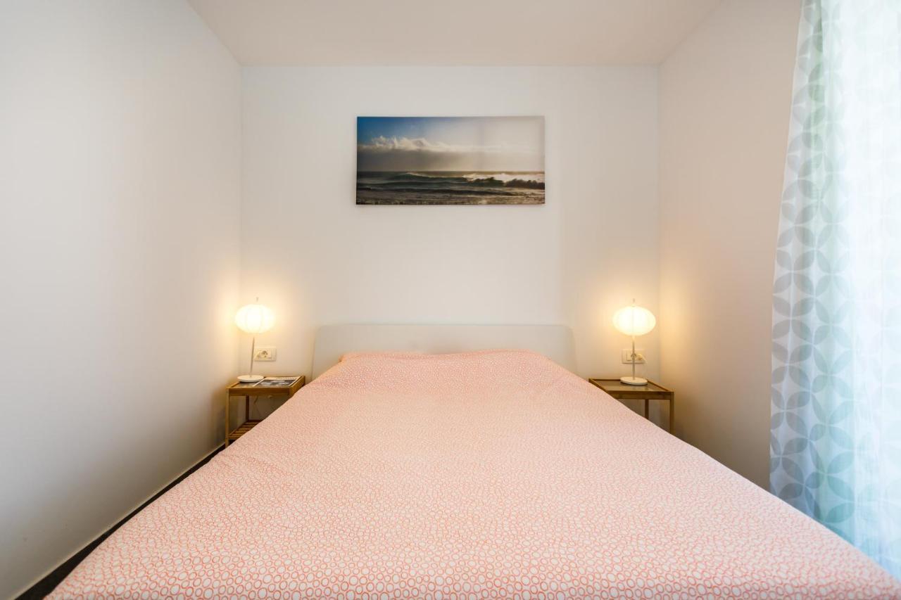 Golden Island Apartments 克尔克 外观 照片