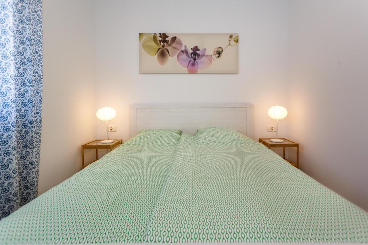 Golden Island Apartments 克尔克 外观 照片