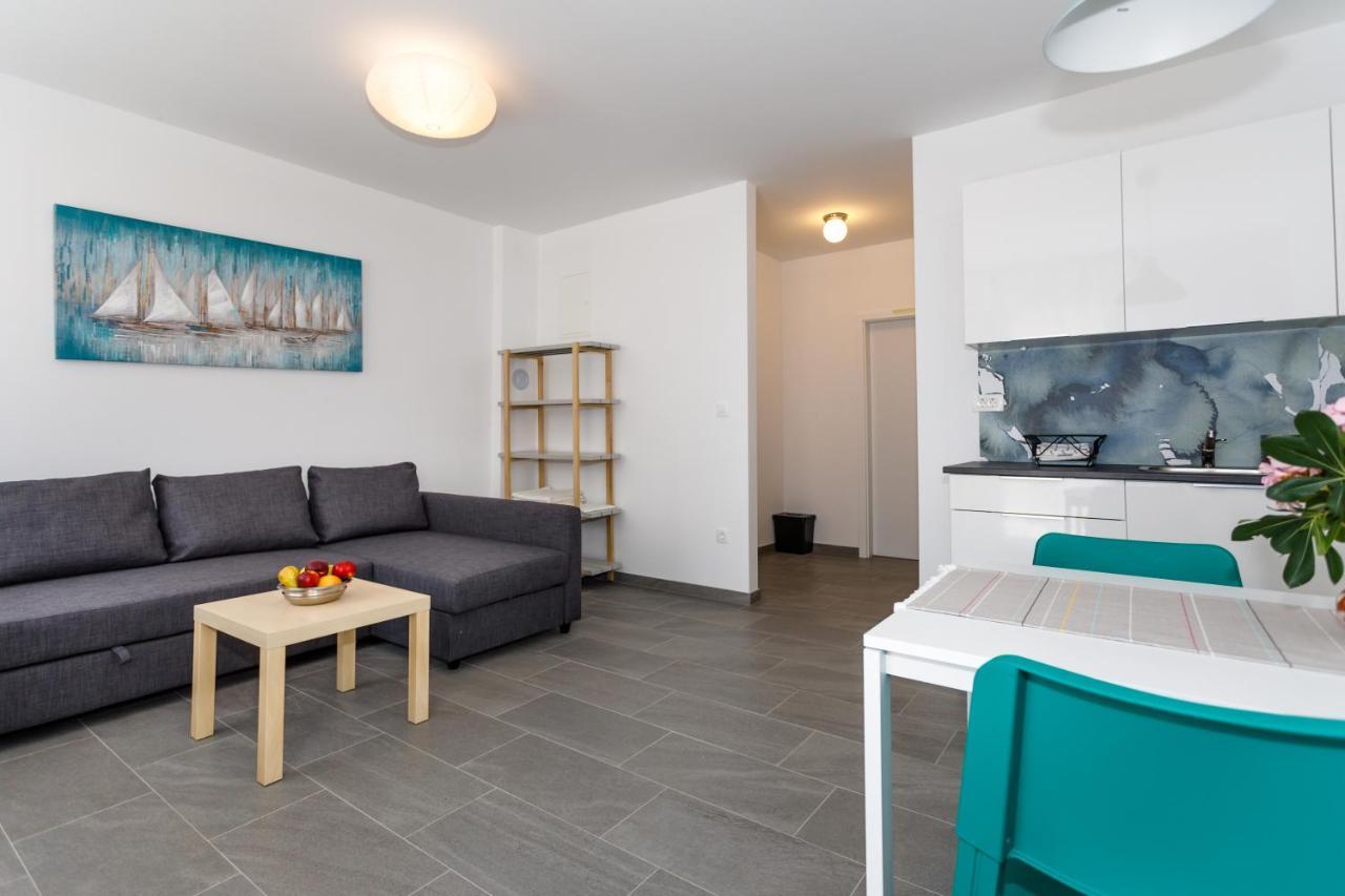 Golden Island Apartments 克尔克 外观 照片