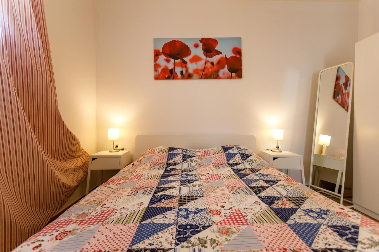 Golden Island Apartments 克尔克 外观 照片