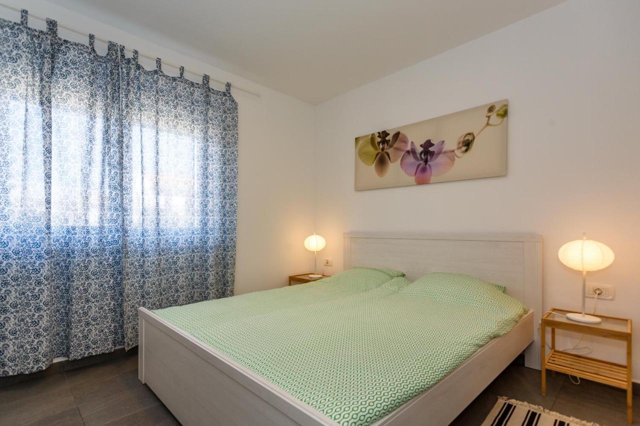 Golden Island Apartments 克尔克 外观 照片