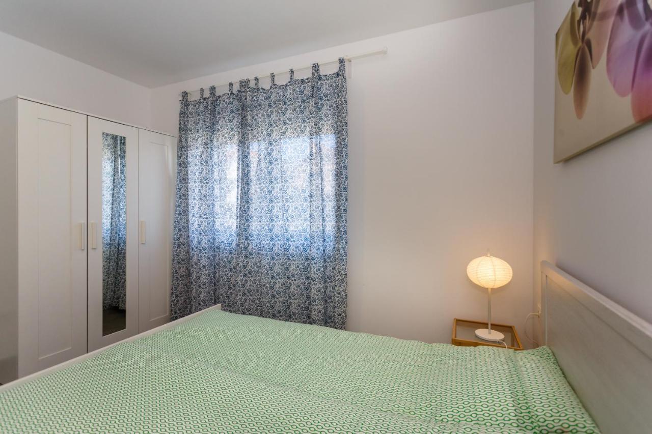 Golden Island Apartments 克尔克 外观 照片