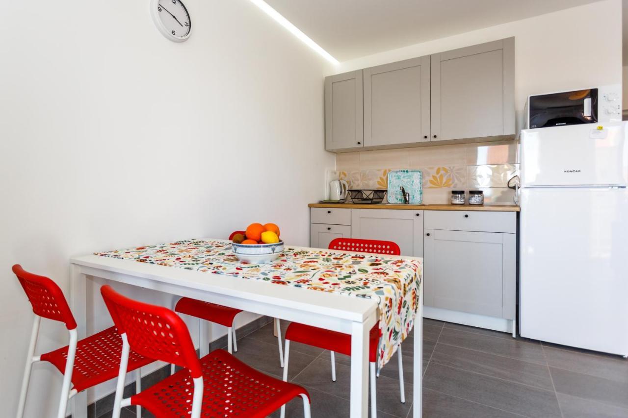 Golden Island Apartments 克尔克 外观 照片
