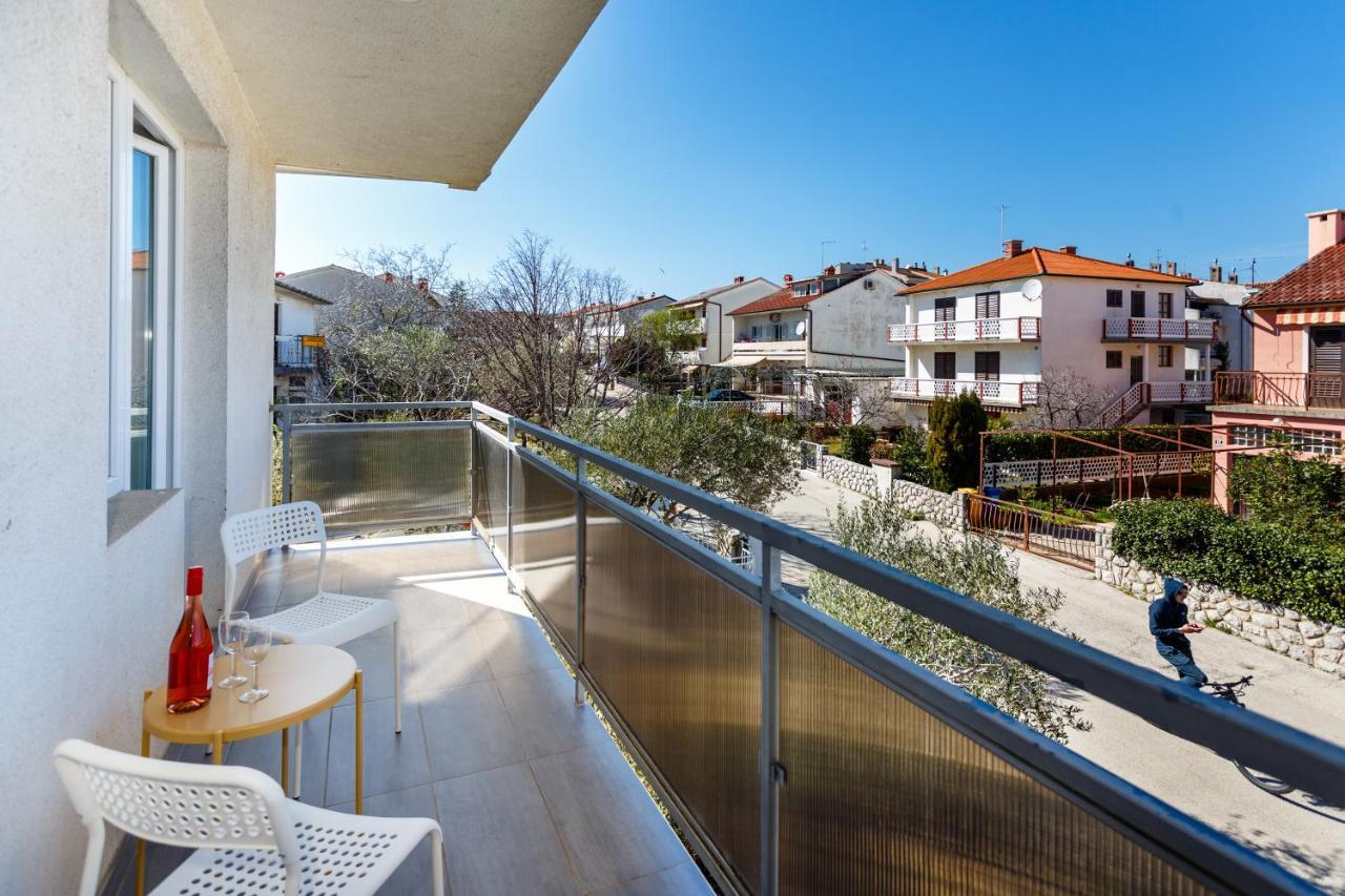 Golden Island Apartments 克尔克 外观 照片