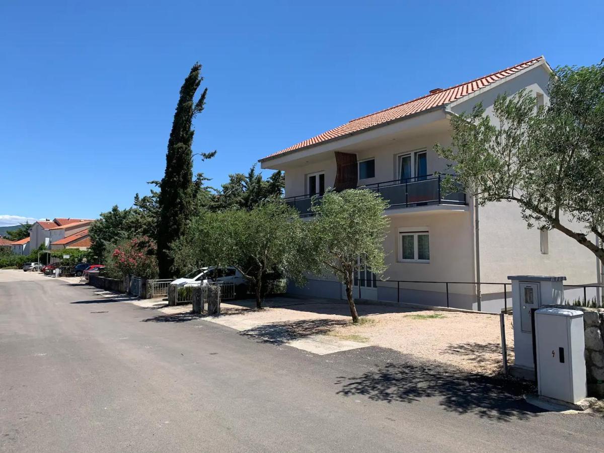 Golden Island Apartments 克尔克 外观 照片