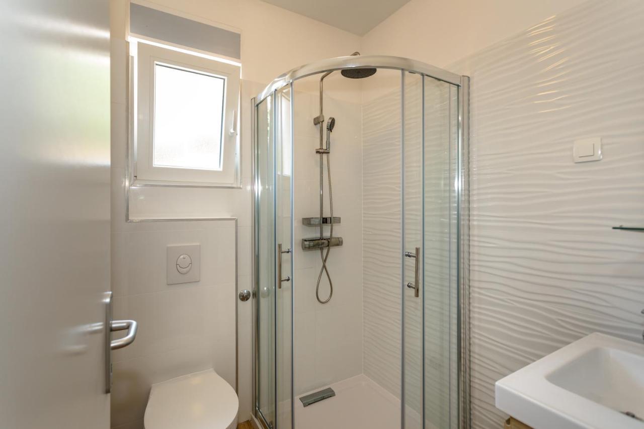 Golden Island Apartments 克尔克 外观 照片
